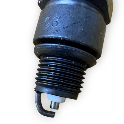 SPARK PLUG A17B Spark plugs DNIEPR MT URAL M72 K750 ignition A17 B ORIGINAL